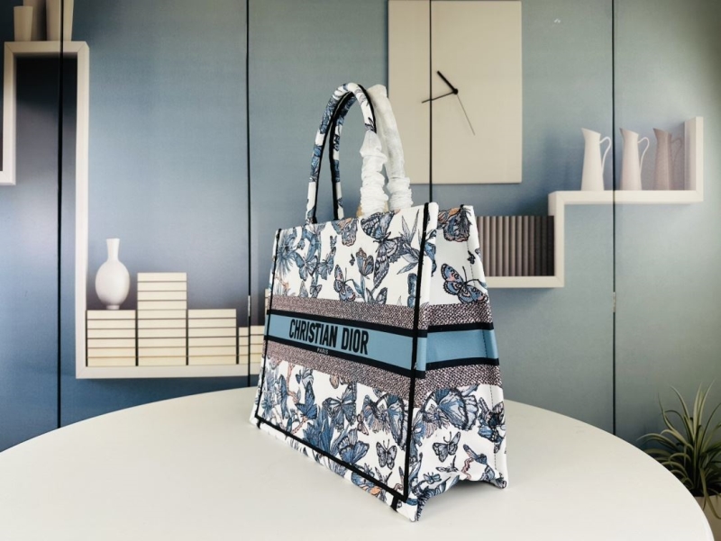 Dior Shopping Bags